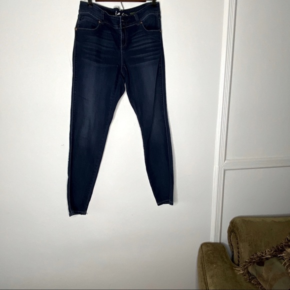 inc straight leg curvy fit jeans